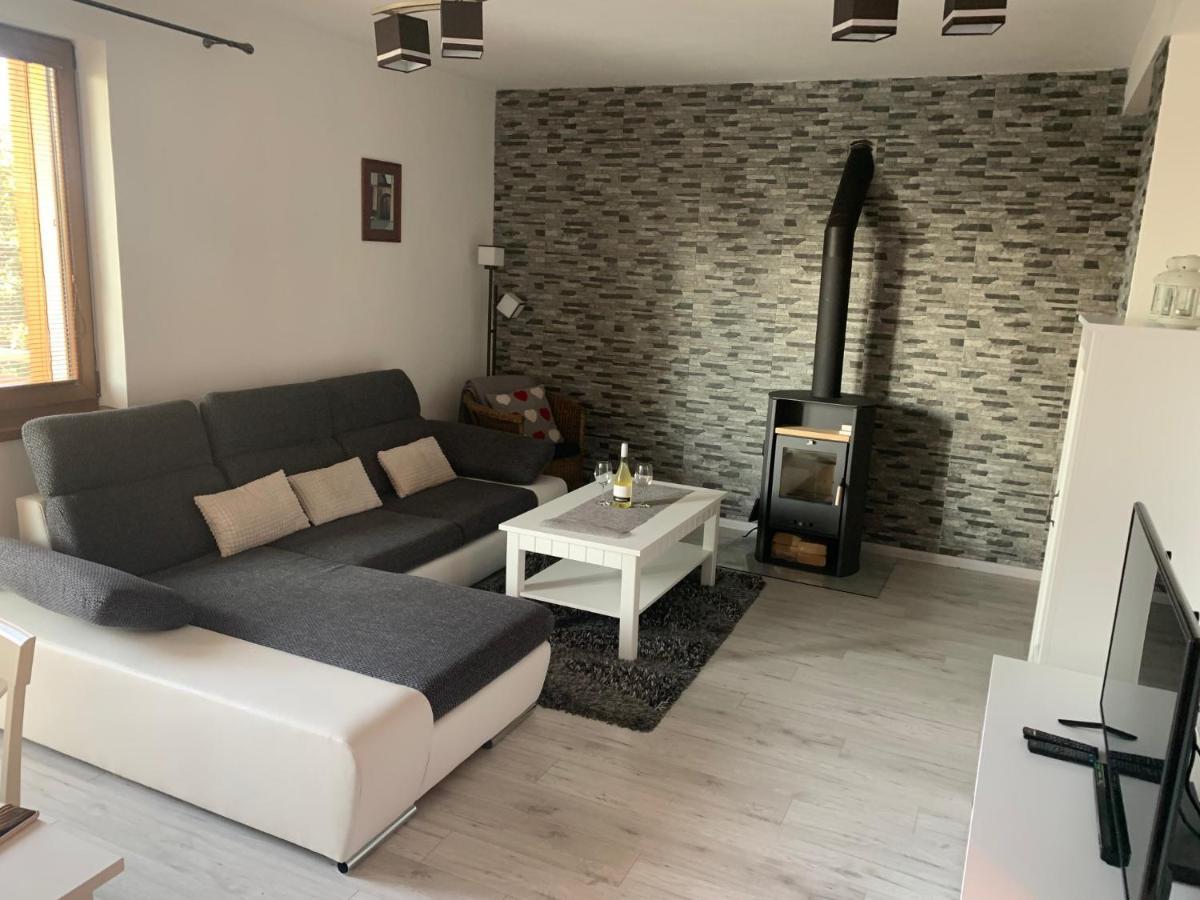 Apartman Lesnicek Stara Lesna Bagian luar foto